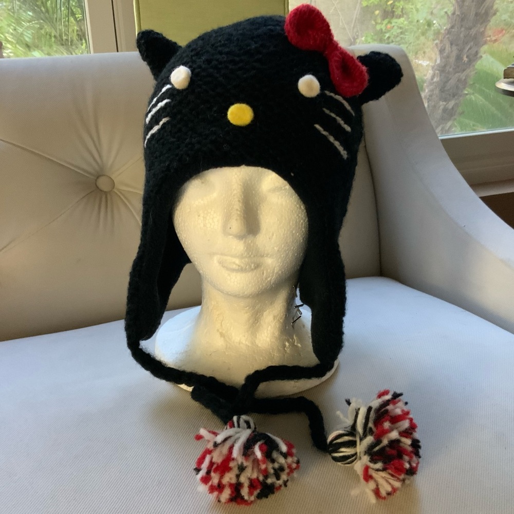Kitty wool Winter Hat - Picture 4 of 12
